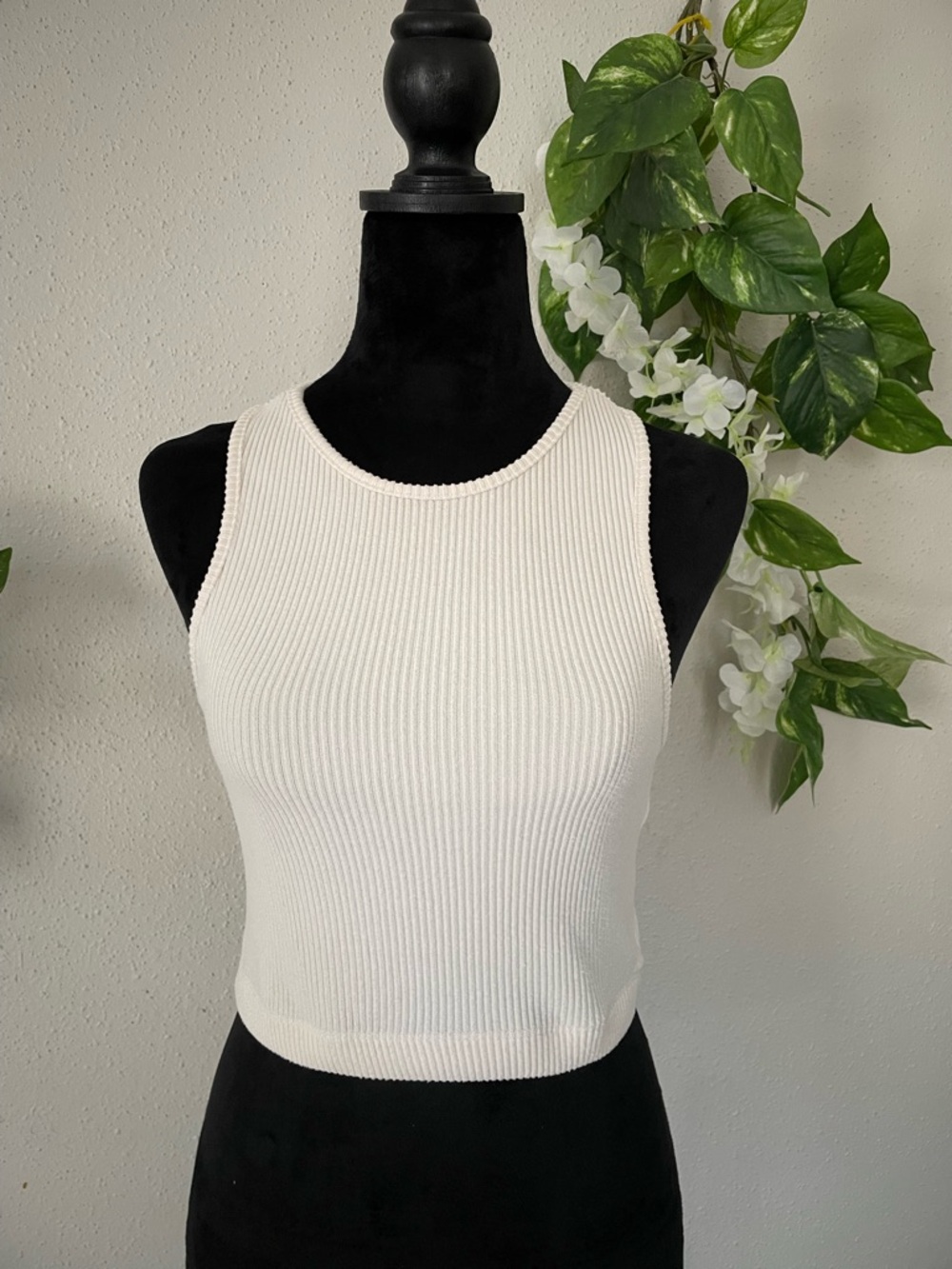 Top Crop Ribbed Racerback Forever 21 Cream Size M Tight Sexy
